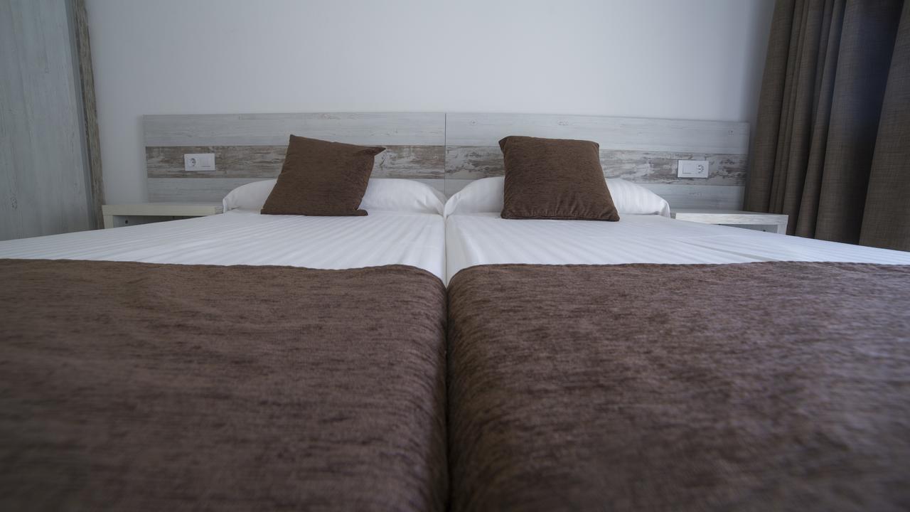 Apartaments Ponent Lloret de Mar Exteriör bild